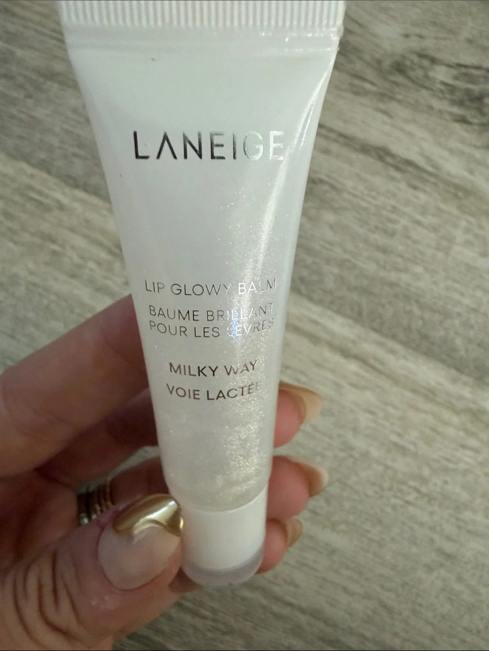 LANEIGE Lip Glowy Balm Milky Way - Sheer Shimmery White